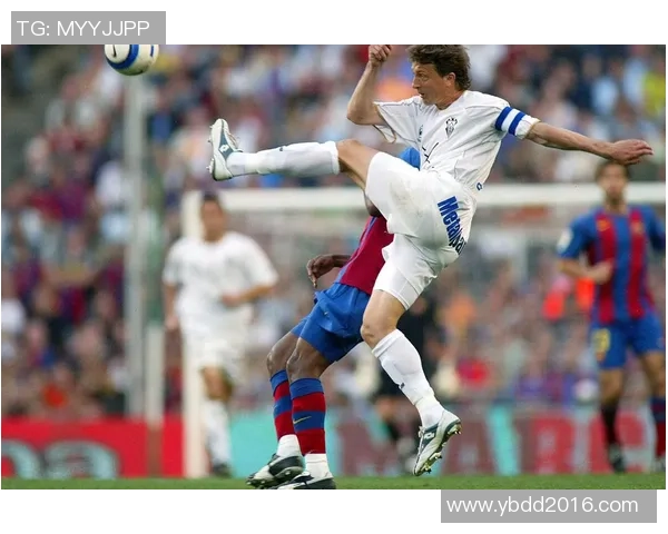 足球明星吃人视频合集揭秘球场背后的奇闻趣事与精彩瞬间